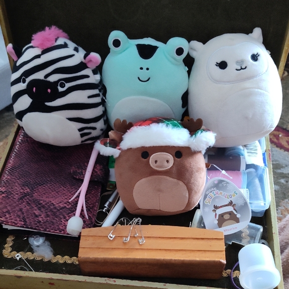 Squishmallows Other - Squishmallows Zebra, Frog, Llama, and Reindeer Plush Set